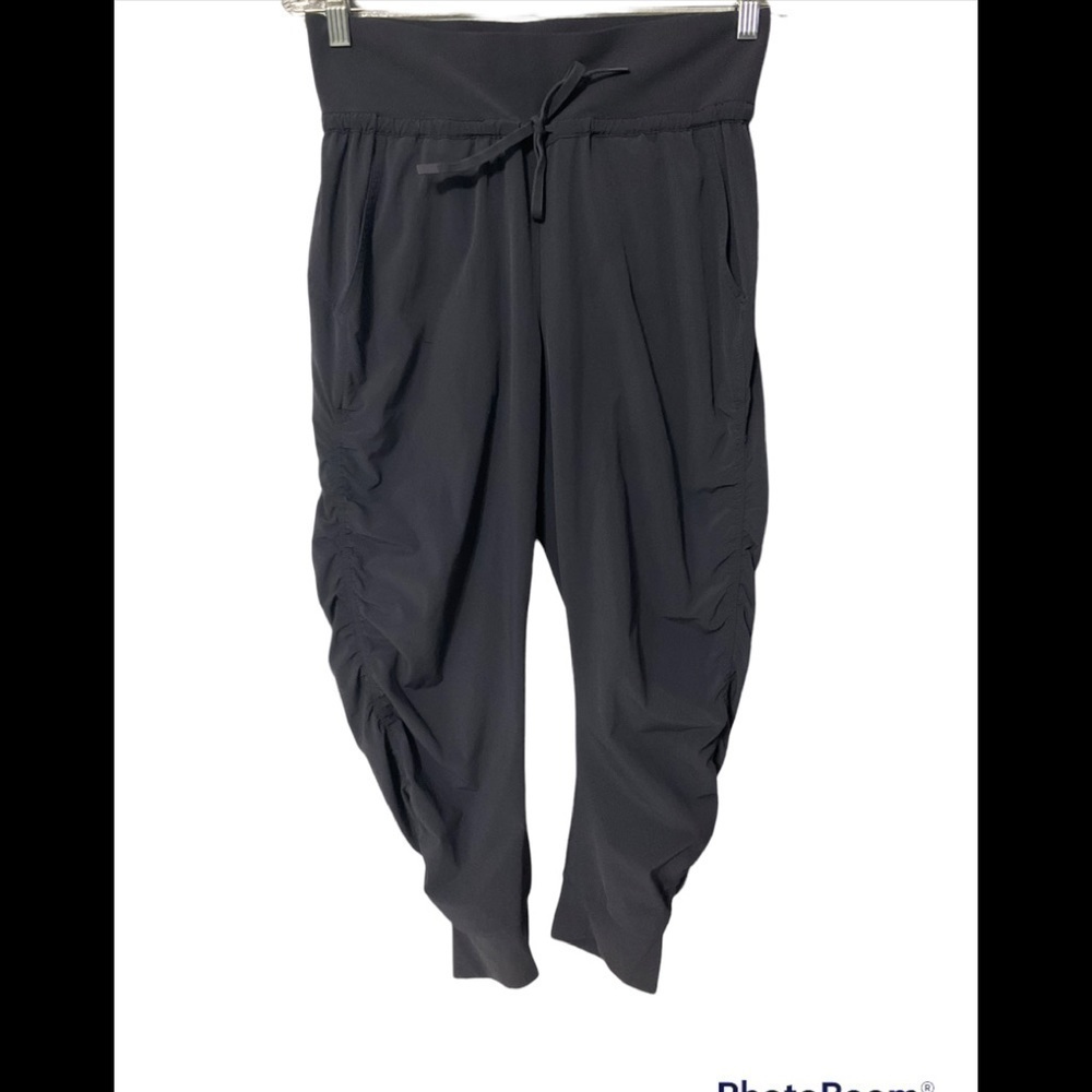 Athleta Attitude Crop Pant, Gray color Knit waistband for ease of movement B10 - Picture 3 of 15